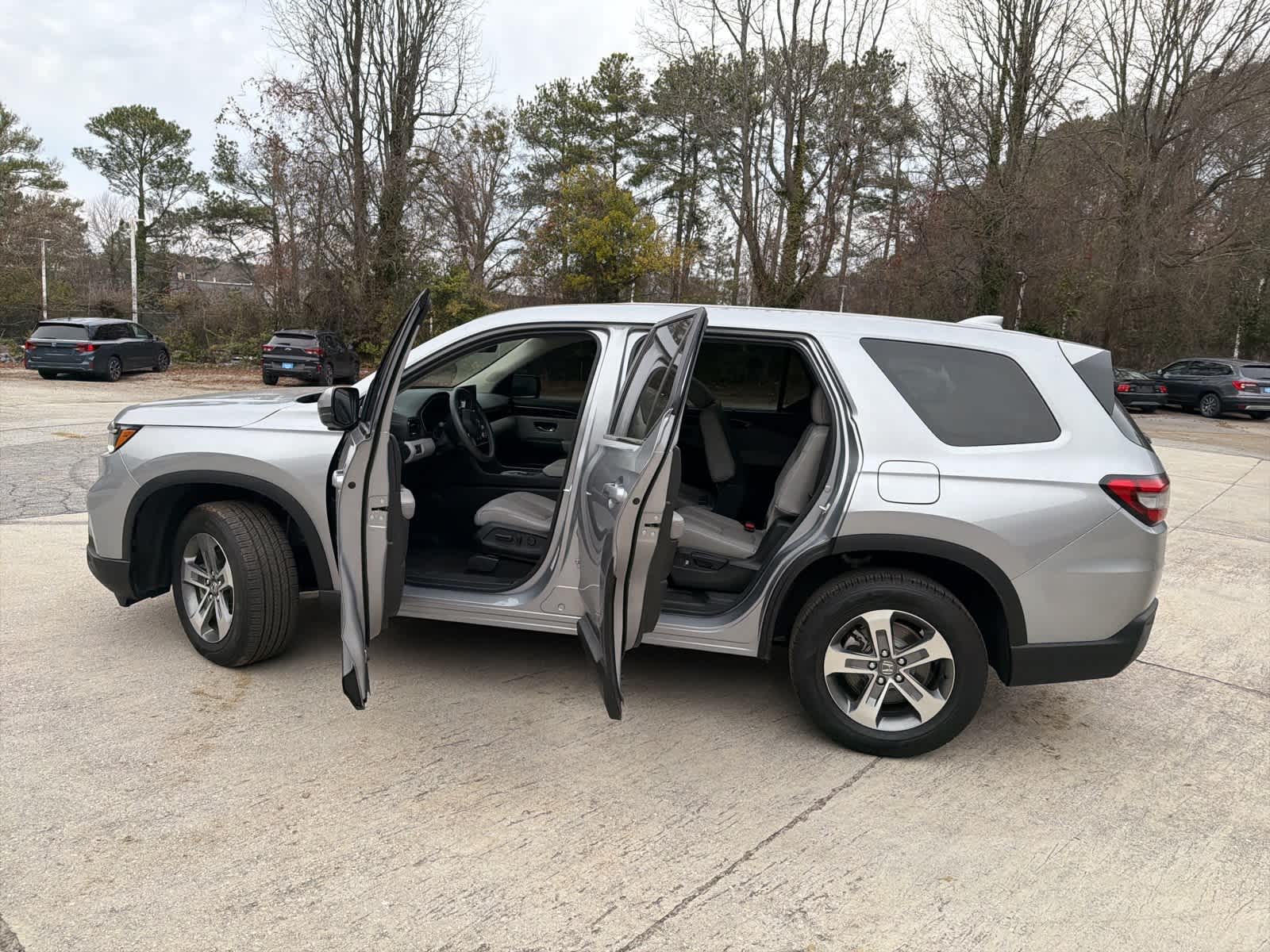 Thumbnail: 2025 Honda Pilot - 18