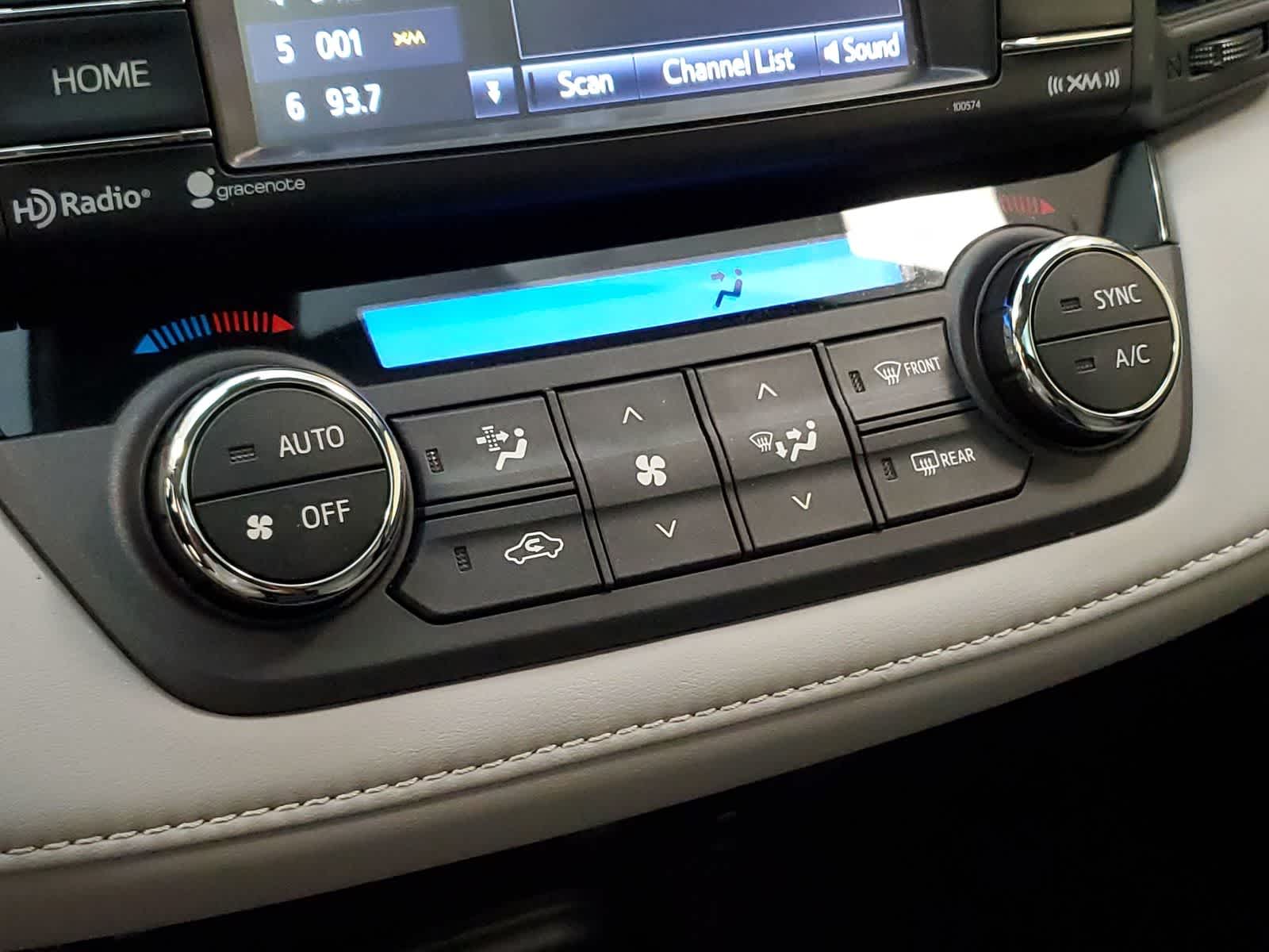 Thumbnail: 2018 Toyota RAV4 - 29