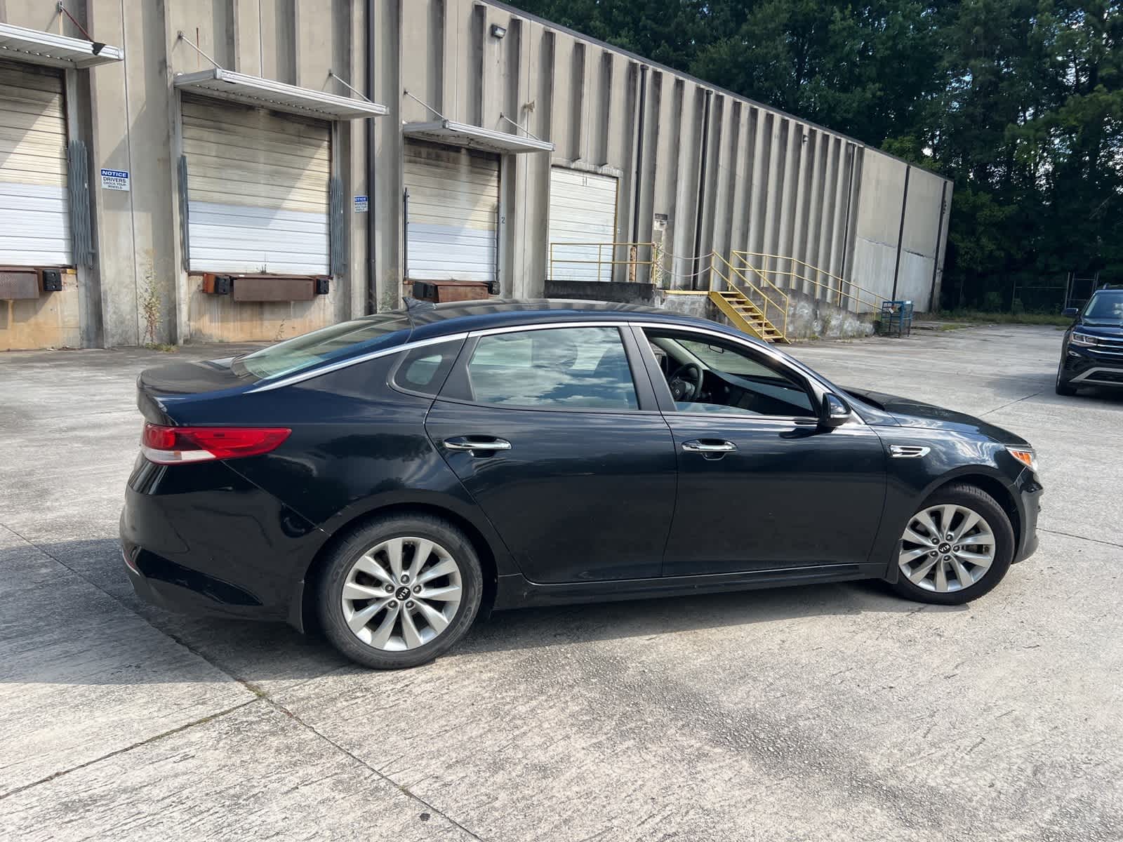 Thumbnail: 2018 Kia Optima - 11