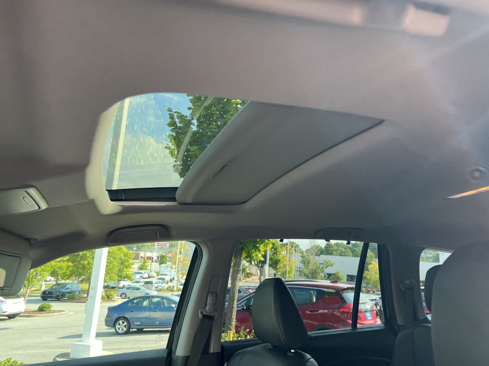 Thumbnail: 2020 Honda Pilot - 19