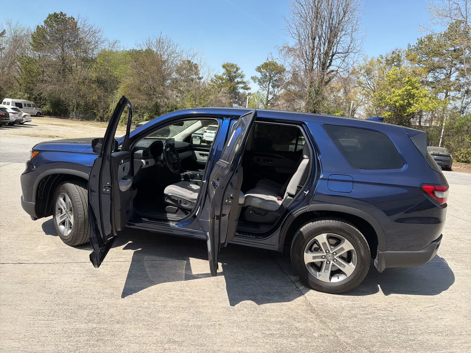 Thumbnail: 2024 Honda Pilot - 18