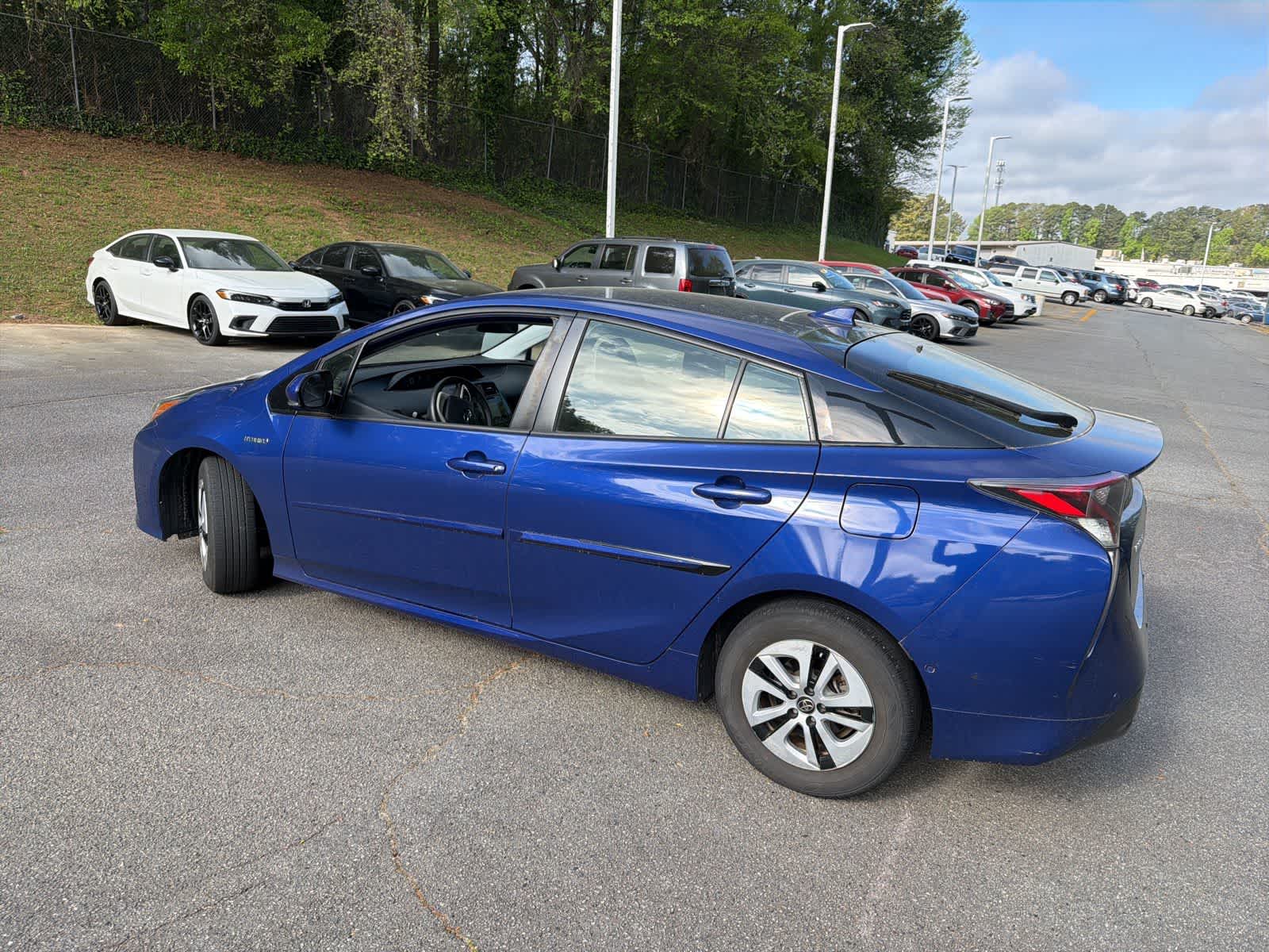 Thumbnail: 2018 Toyota Prius - 7