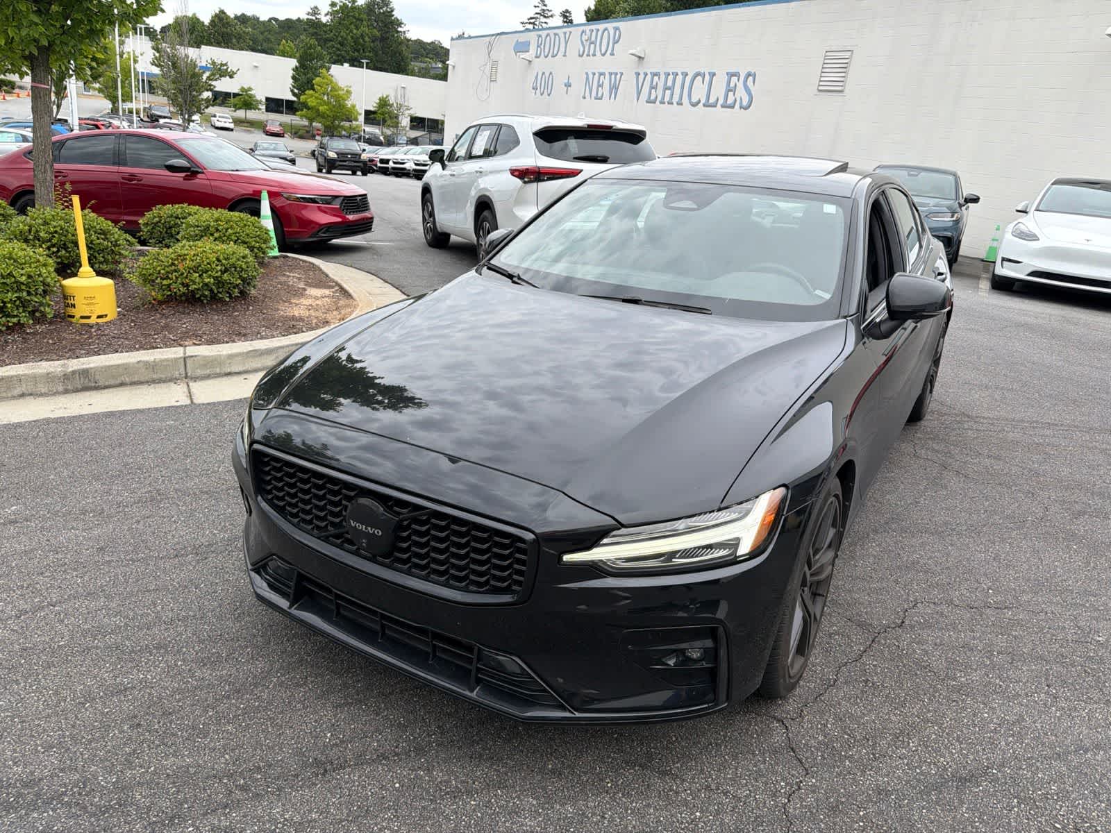 Thumbnail: 2024 Volvo S60 - 4