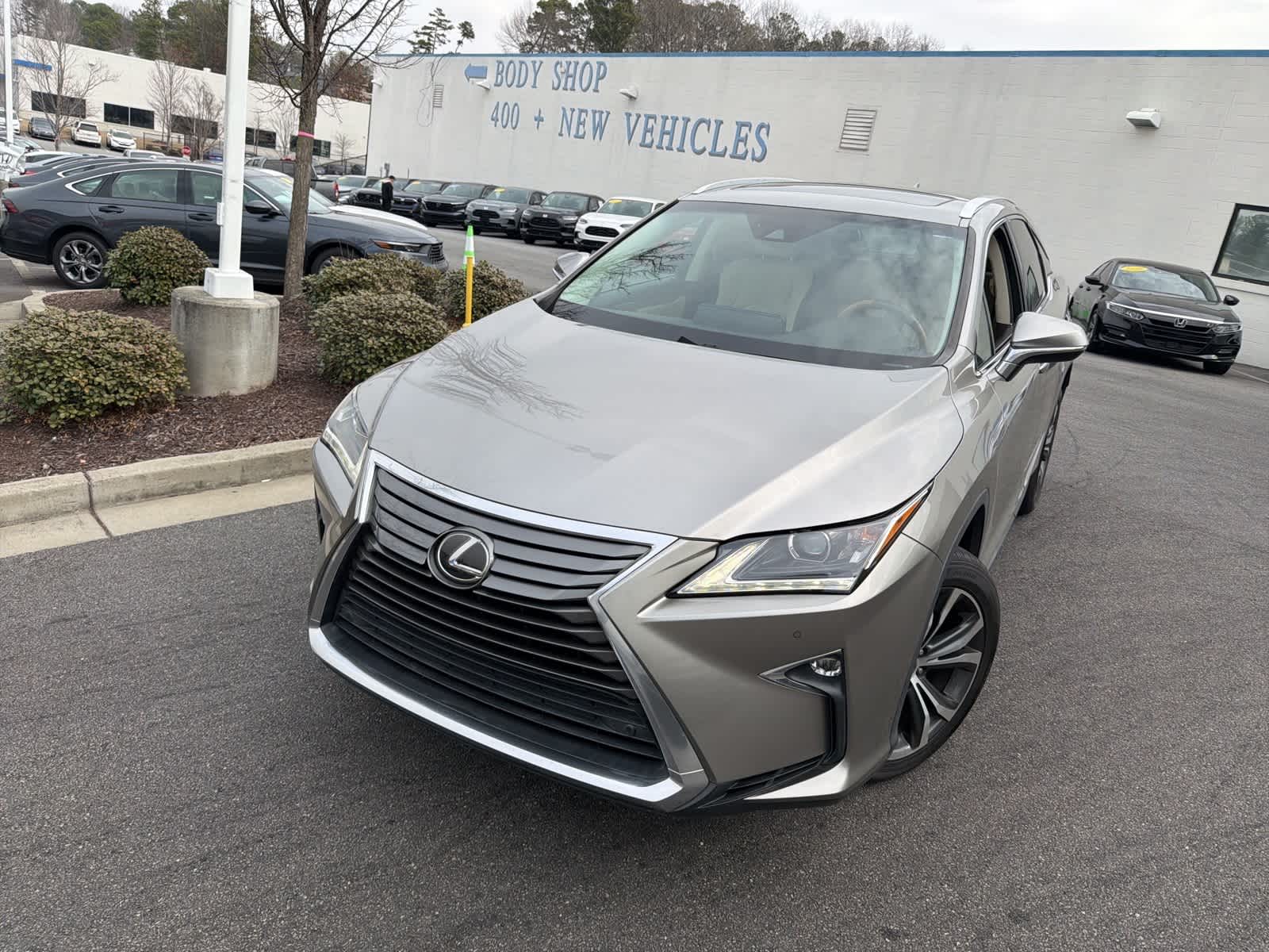 Thumbnail: 2018 Lexus RX - 3