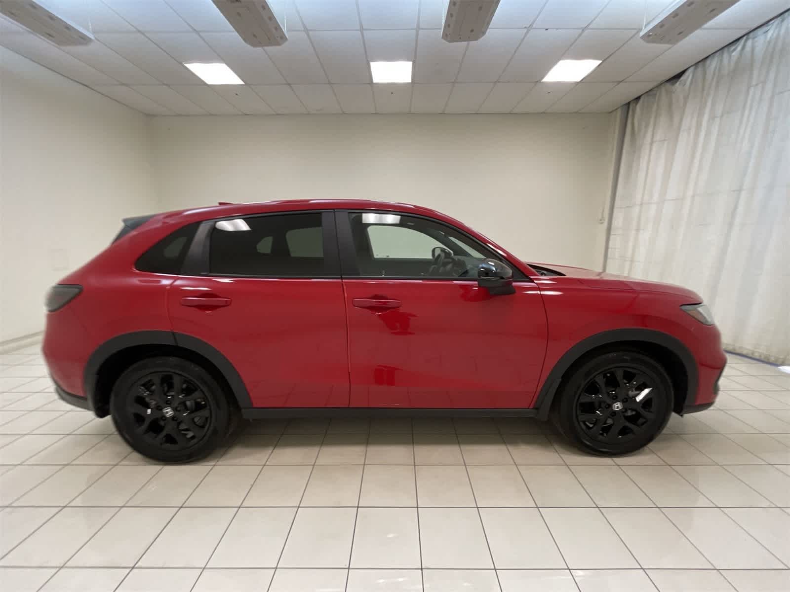 Thumbnail: 2025 Honda HR-V - 25