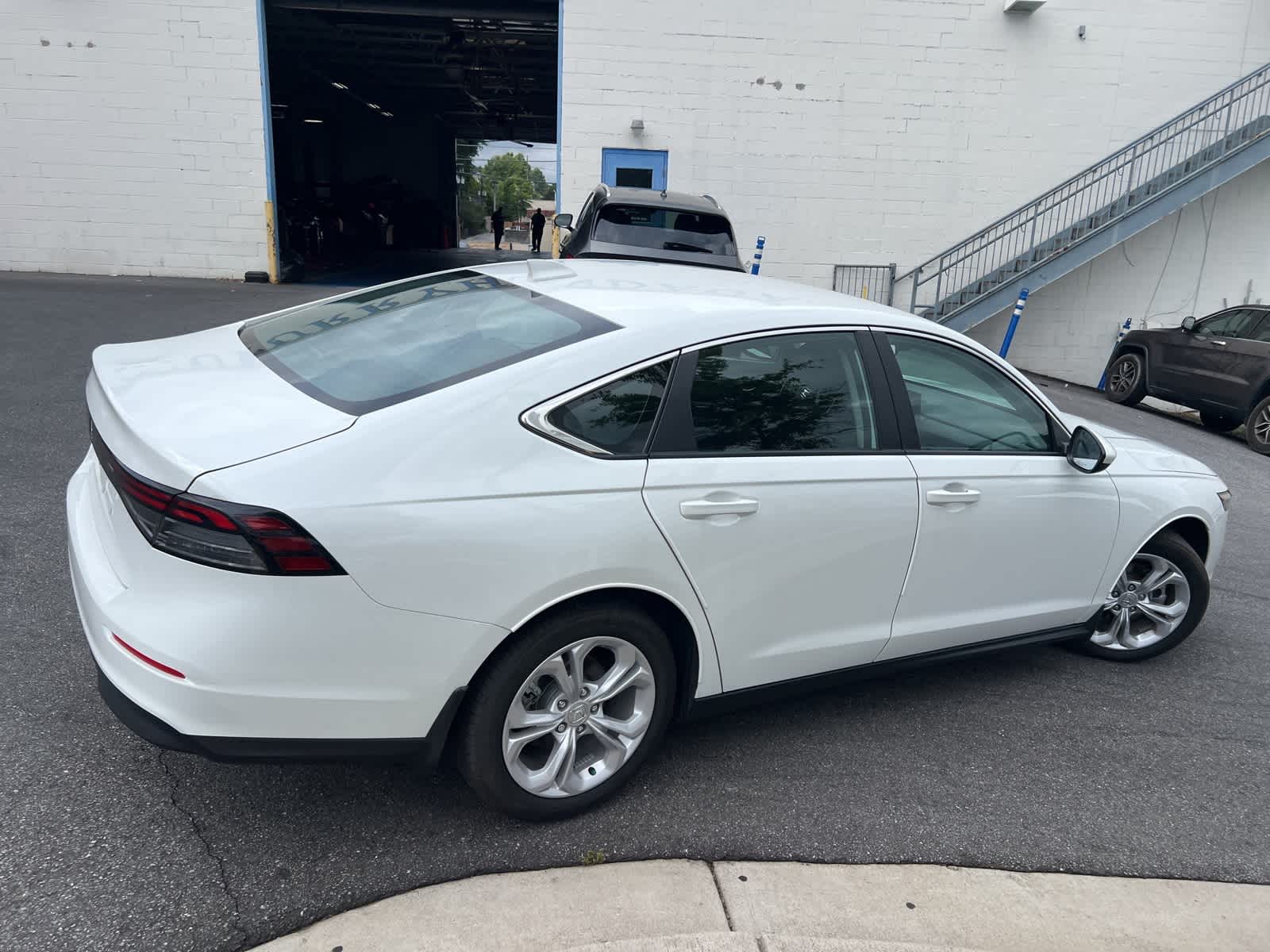 2025 Honda Accord LX 12