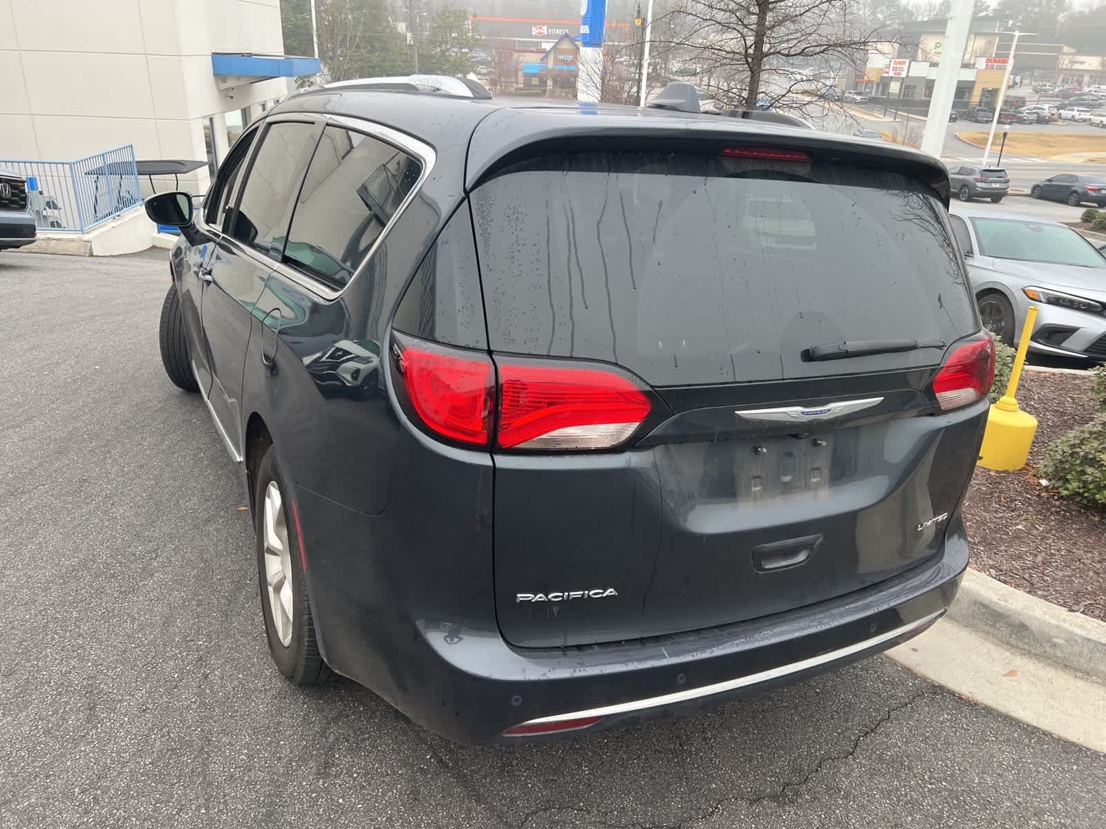 Thumbnail: 2020 Chrysler Pacifica - 8