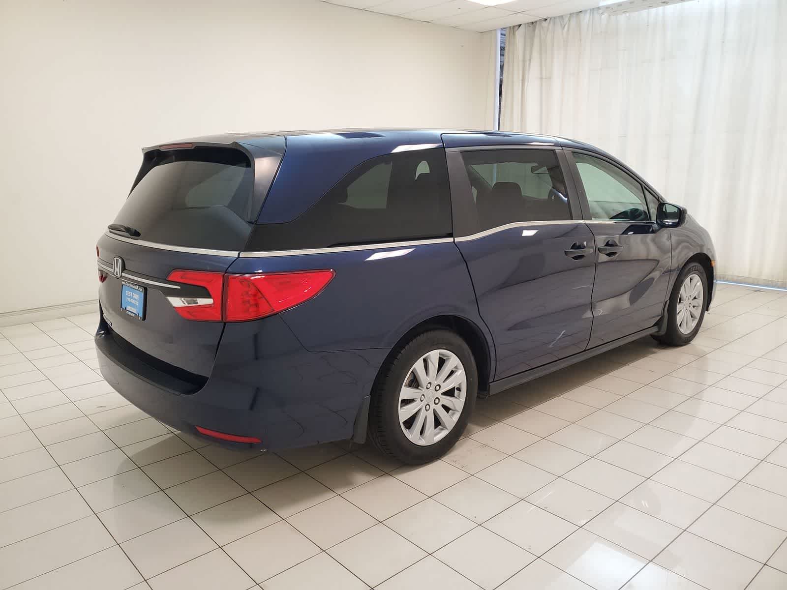 Thumbnail: 2021 Honda Odyssey - 25