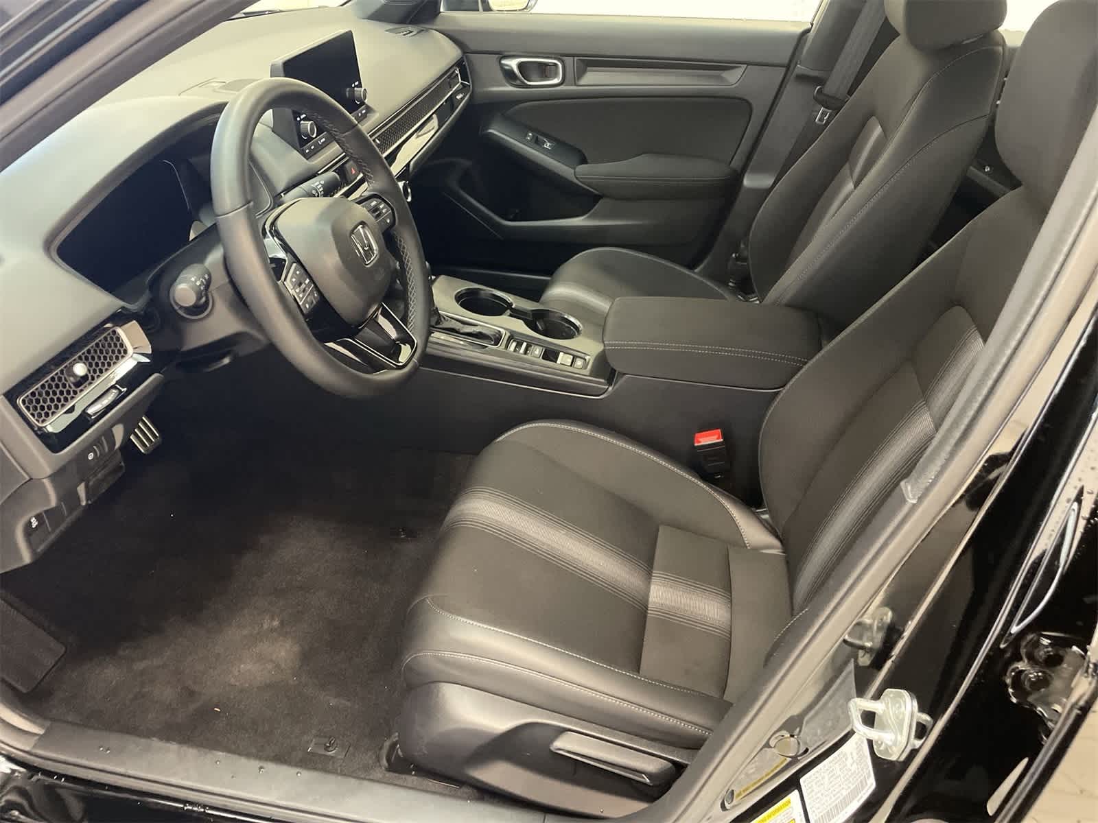 Thumbnail: 2025 Honda Civic - 16