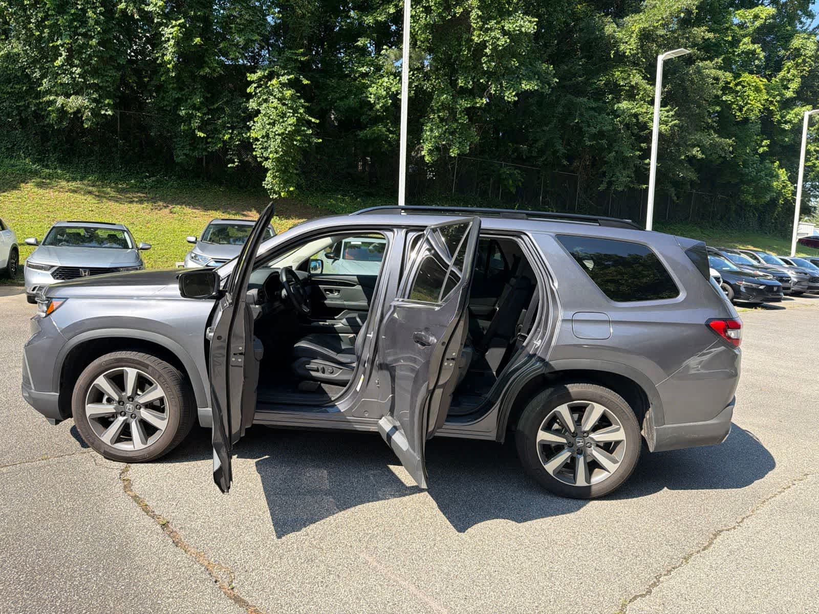 Thumbnail: 2025 Honda Pilot - 18