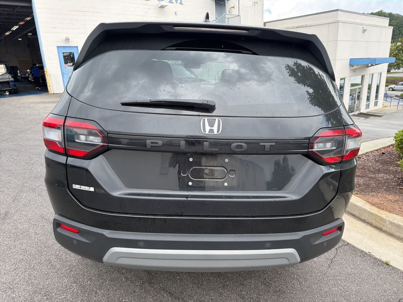 Thumbnail: 2024 Honda Pilot - 10