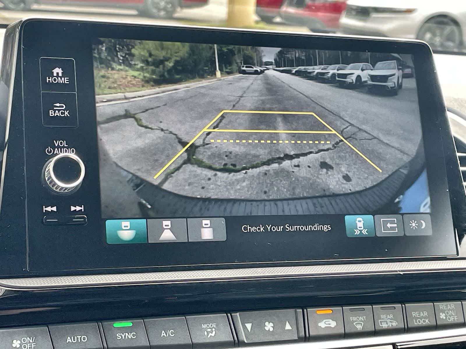 Thumbnail: 2026 Honda Odyssey - 15