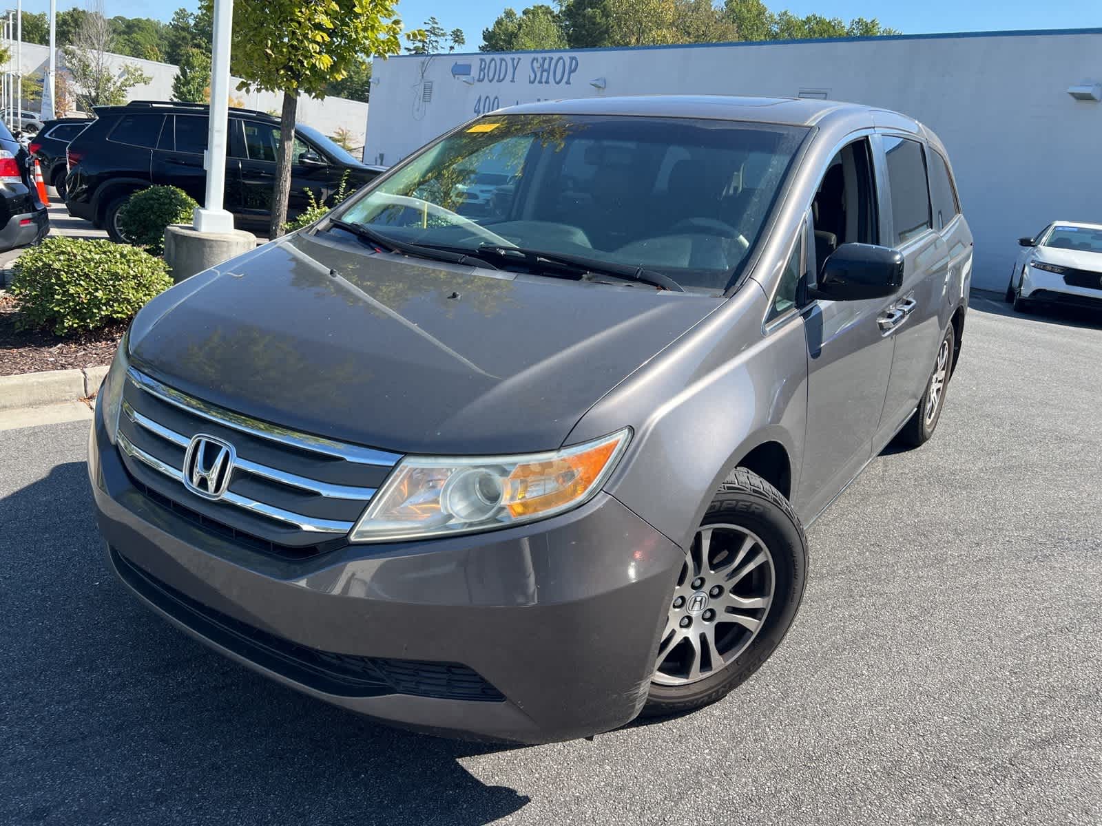 Thumbnail: 2011 Honda Odyssey - 1