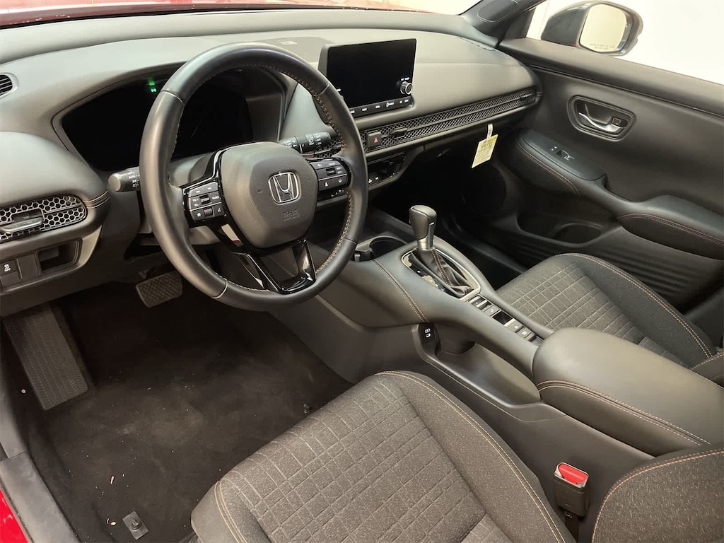 Used 2025 Honda HR-V Sport SUV