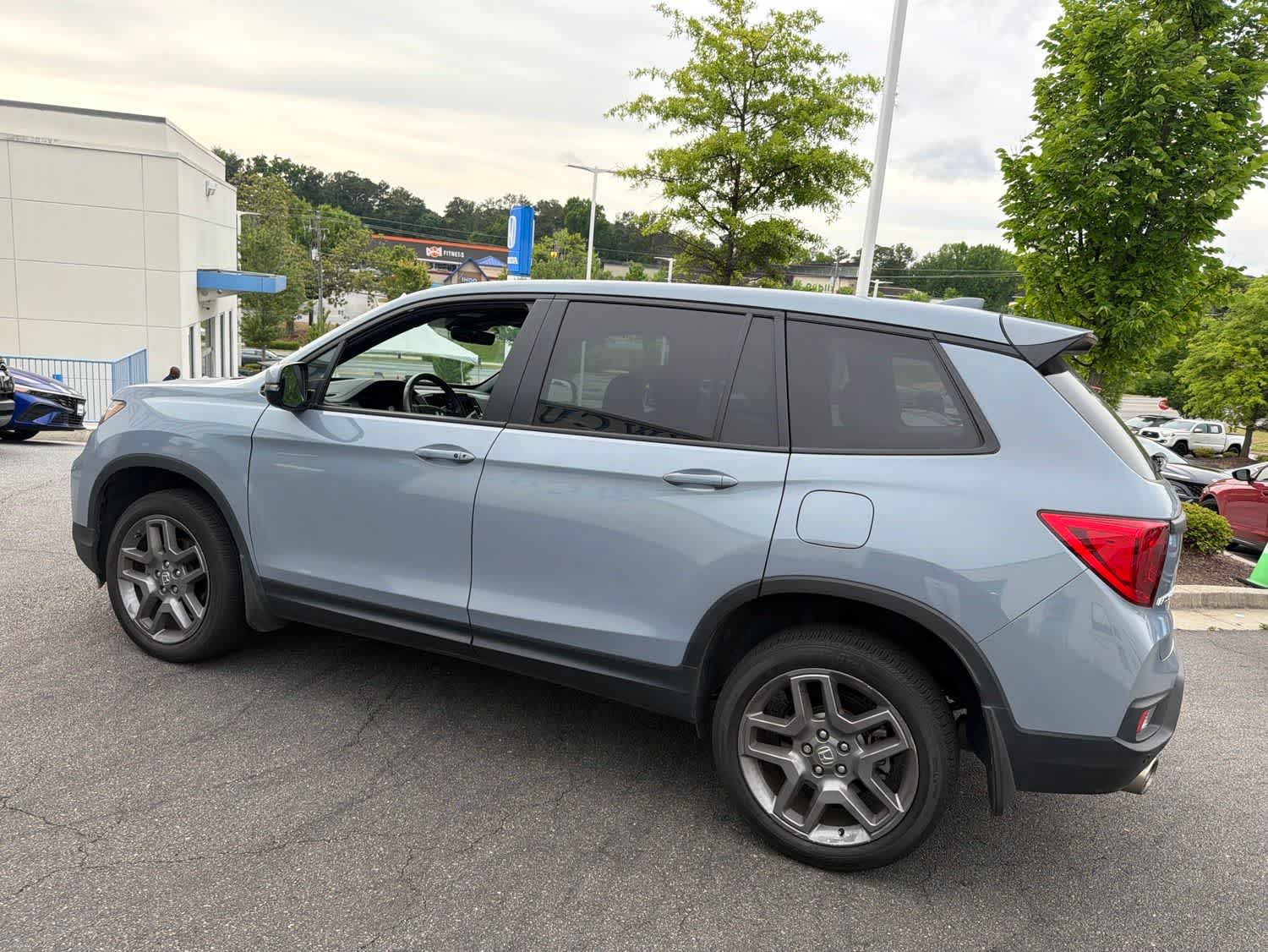Thumbnail: 2023 Honda Passport - 6