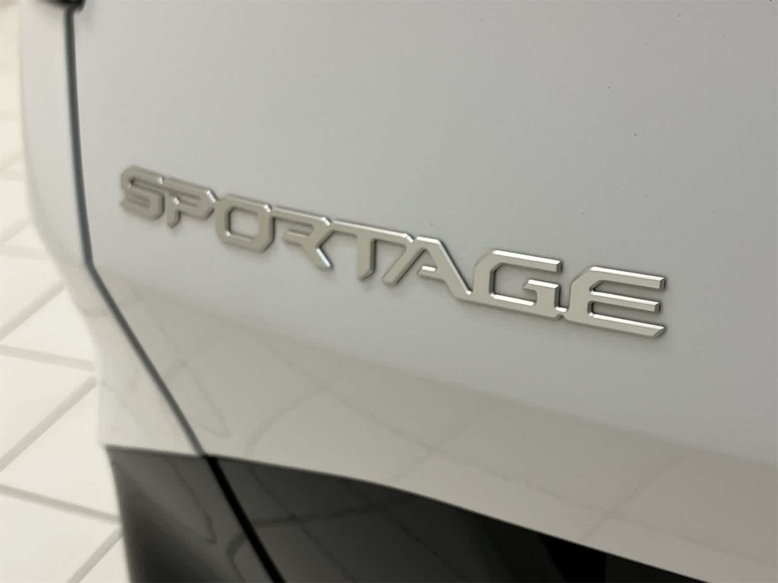 Thumbnail: 2023 Kia Sportage - 23