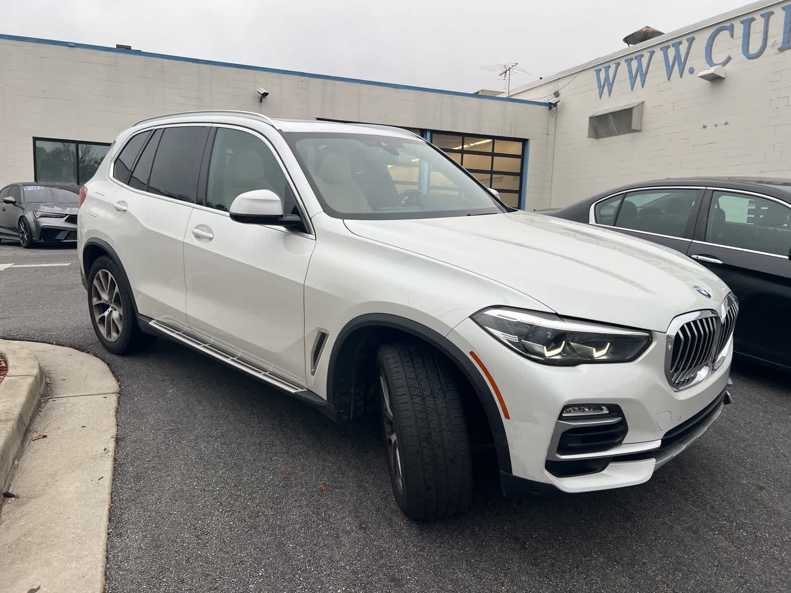 Thumbnail: 2021 BMW X5 - 12