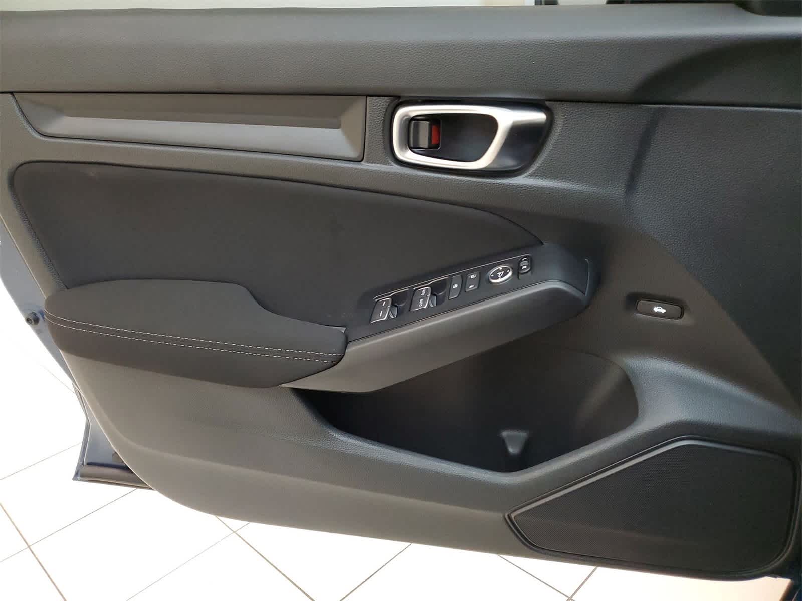 Thumbnail: 2025 Honda Civic - 14