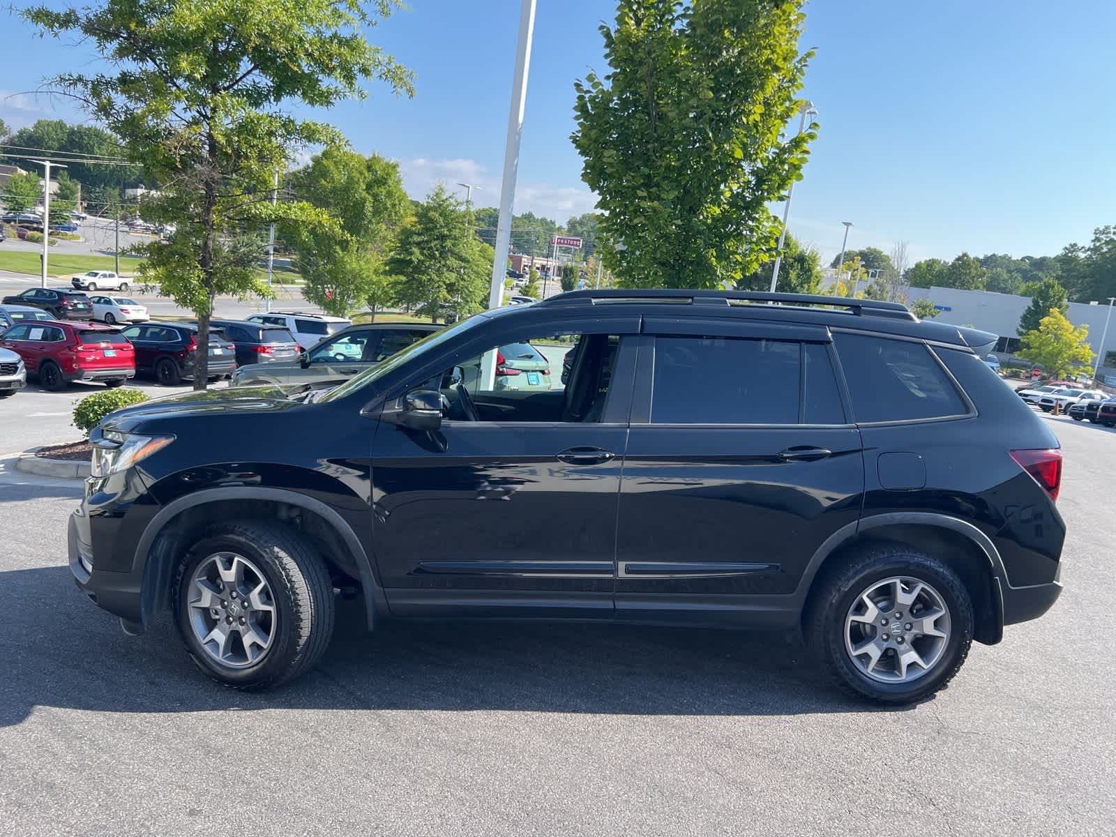 Thumbnail: 2022 Honda Passport - 6