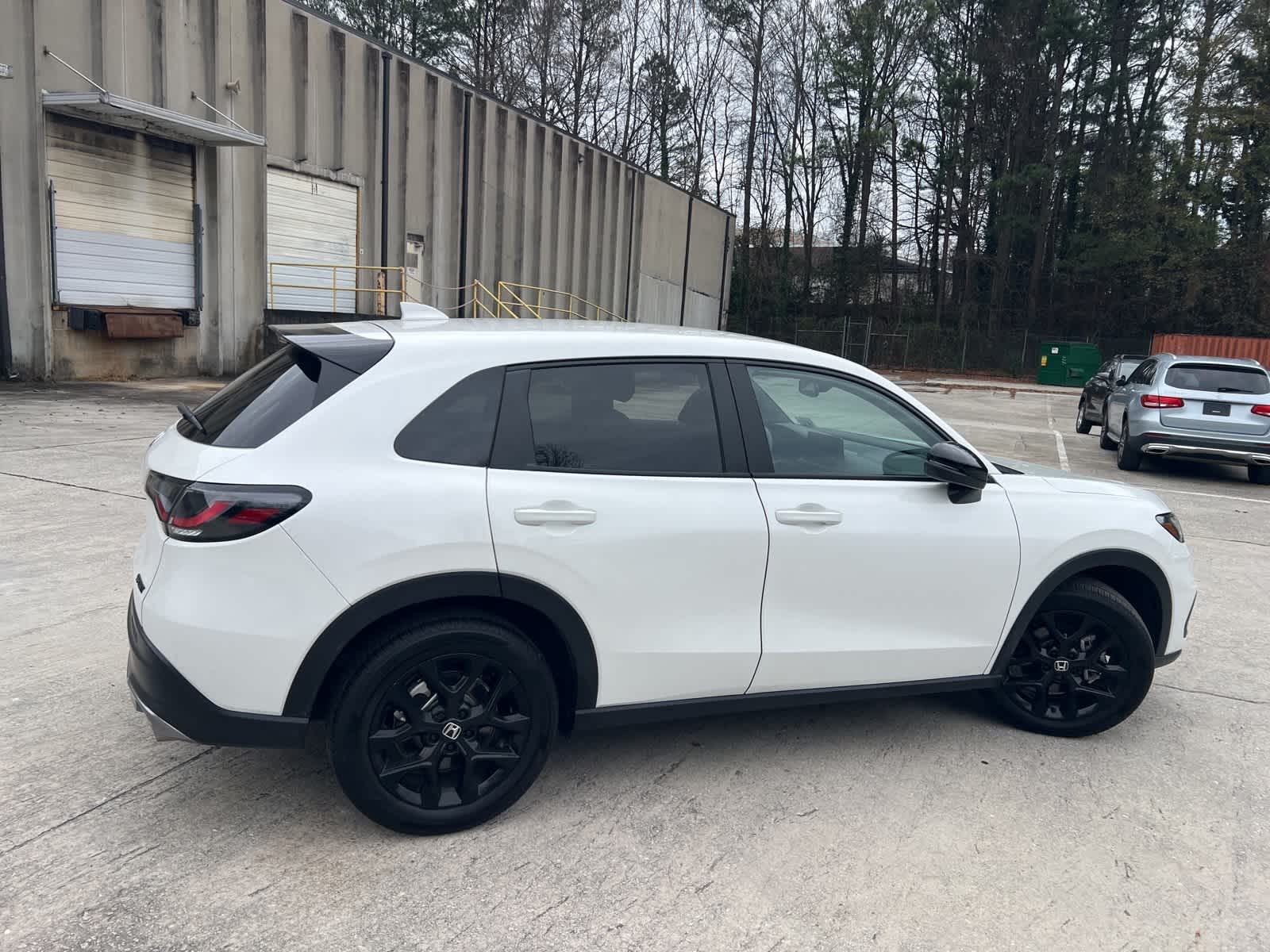 Thumbnail: 2025 Honda HR-V - 11