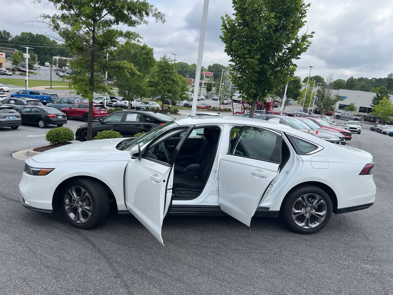 2024 Honda Accord EX 17