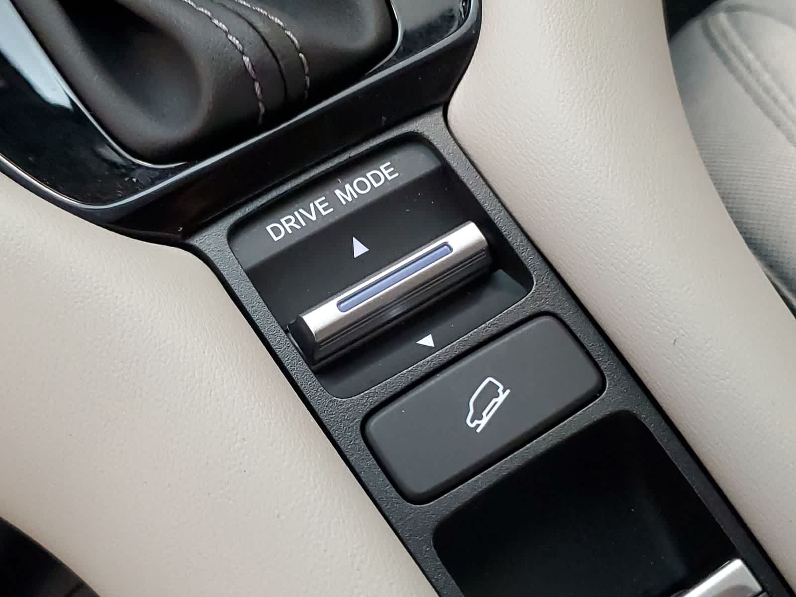 Thumbnail: 2026 Honda HR-V - 28