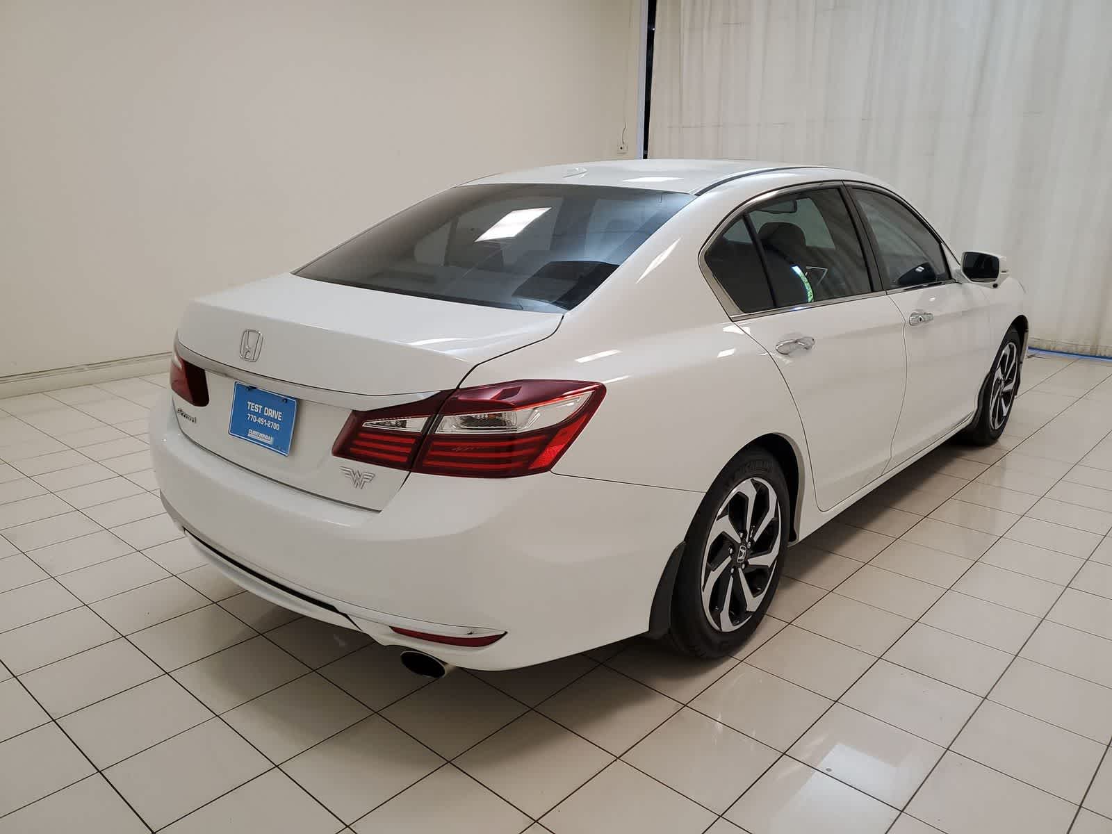 Thumbnail: 2016 Honda Accord - 28