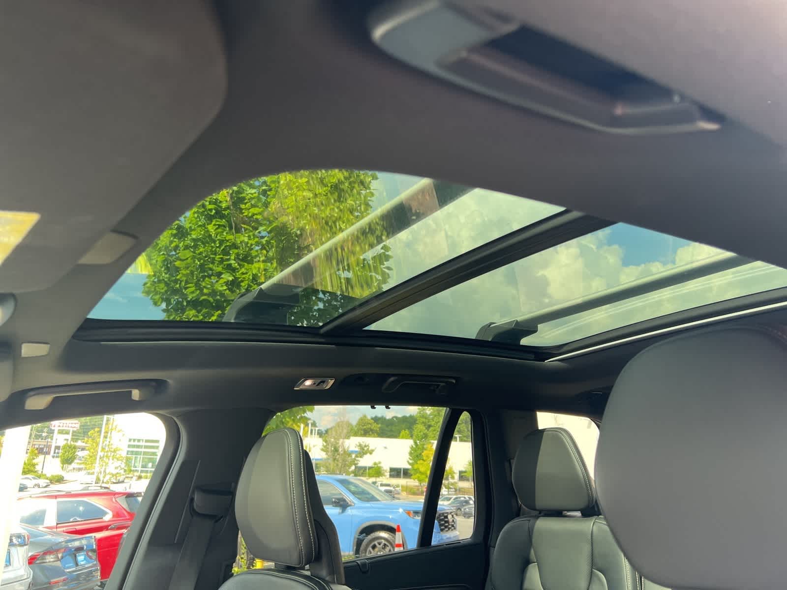 Thumbnail: 2021 Volvo XC90 - 20