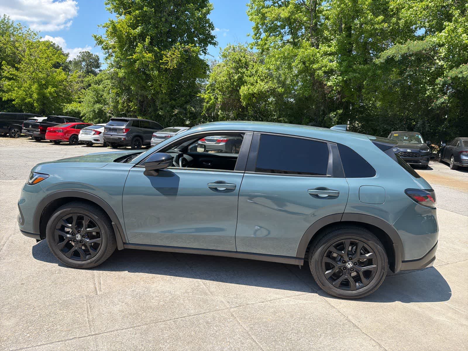 Thumbnail: 2025 Honda HR-V - 8