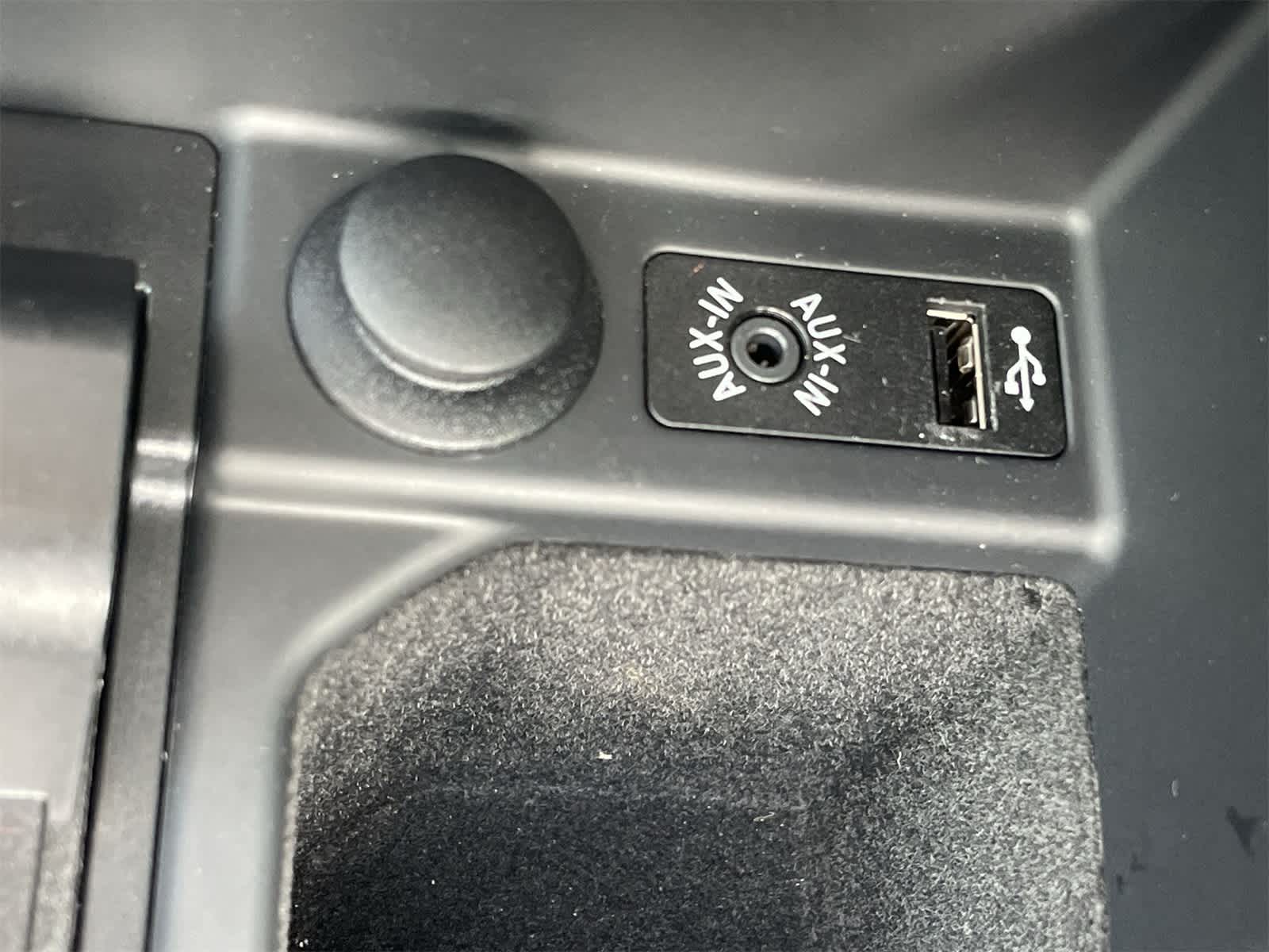 Thumbnail: 2013 BMW 3 Series - 8