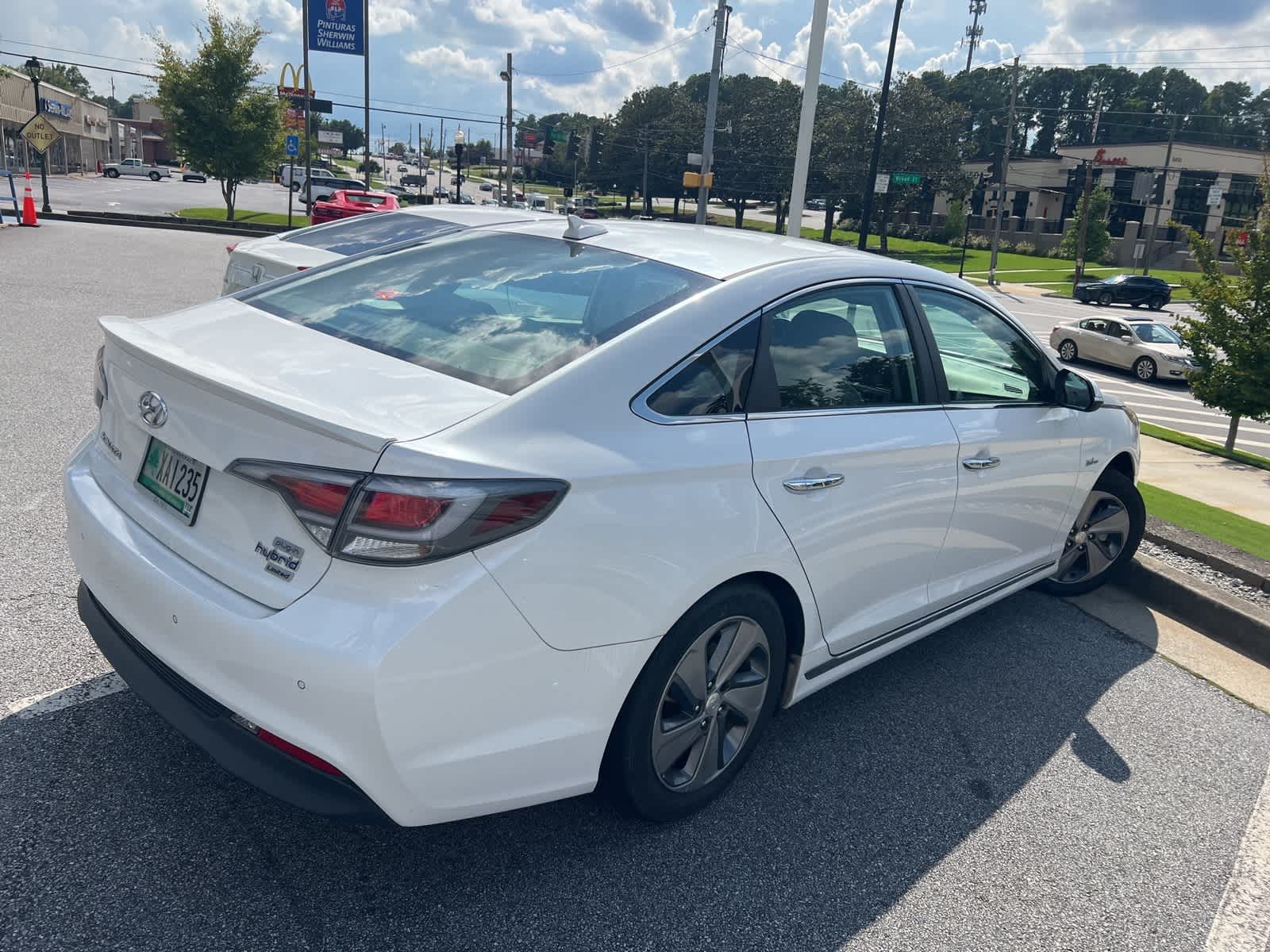 Thumbnail: 2017 Hyundai Sonata - 4
