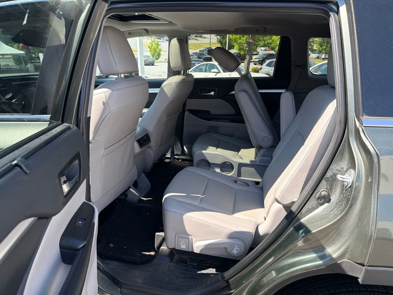 Thumbnail: 2019 Toyota Highlander - 13