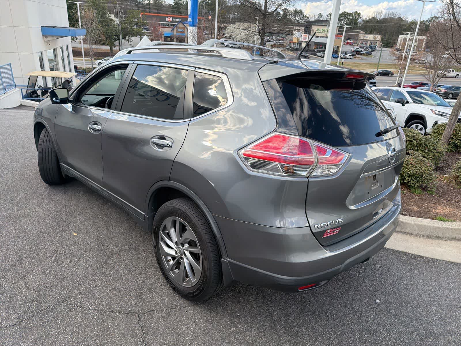 Thumbnail: 2015 Nissan Rogue - 8