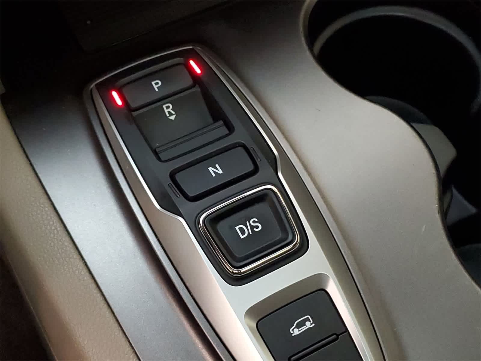 Thumbnail: 2022 Honda Pilot - 9