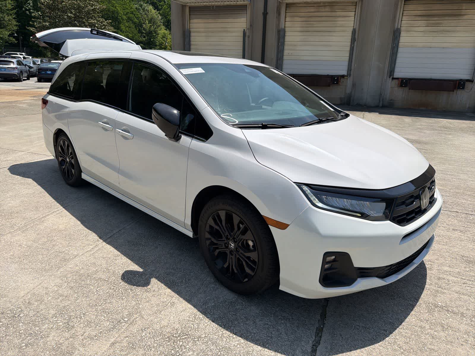 Thumbnail: 2025 Honda Odyssey - 14