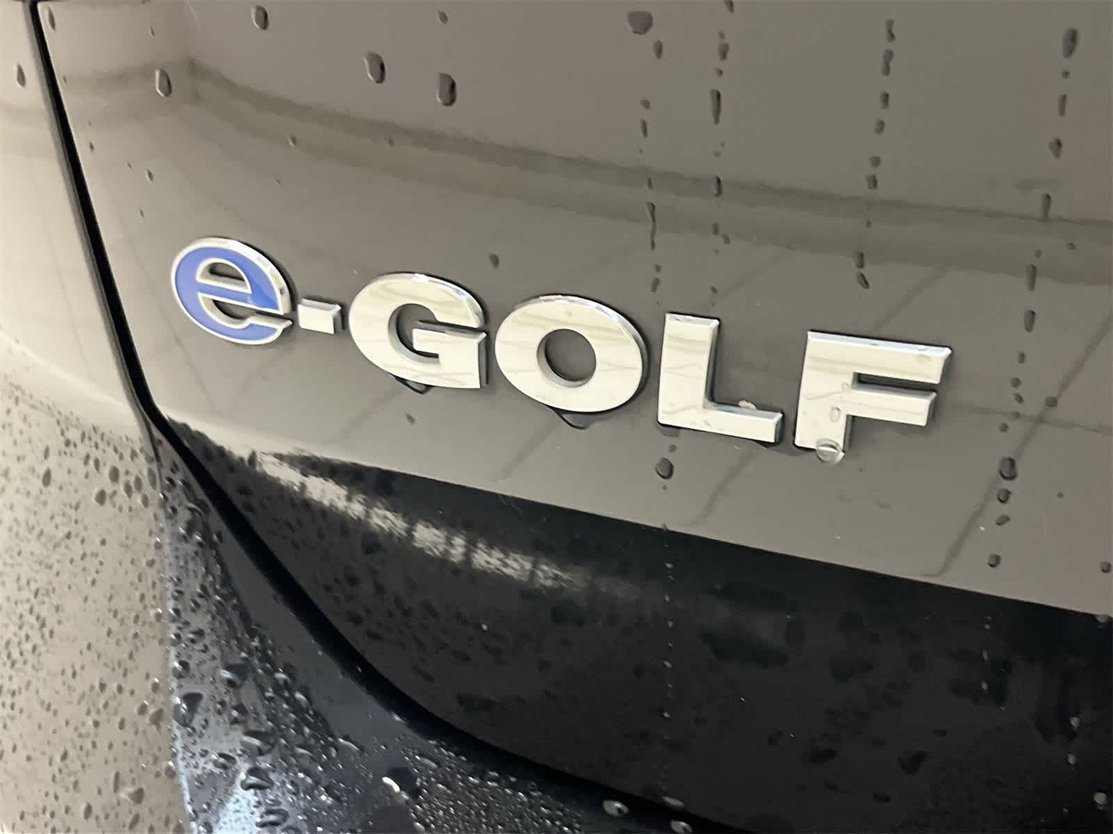 Thumbnail: 2016 Volkswagen e-Golf - 20