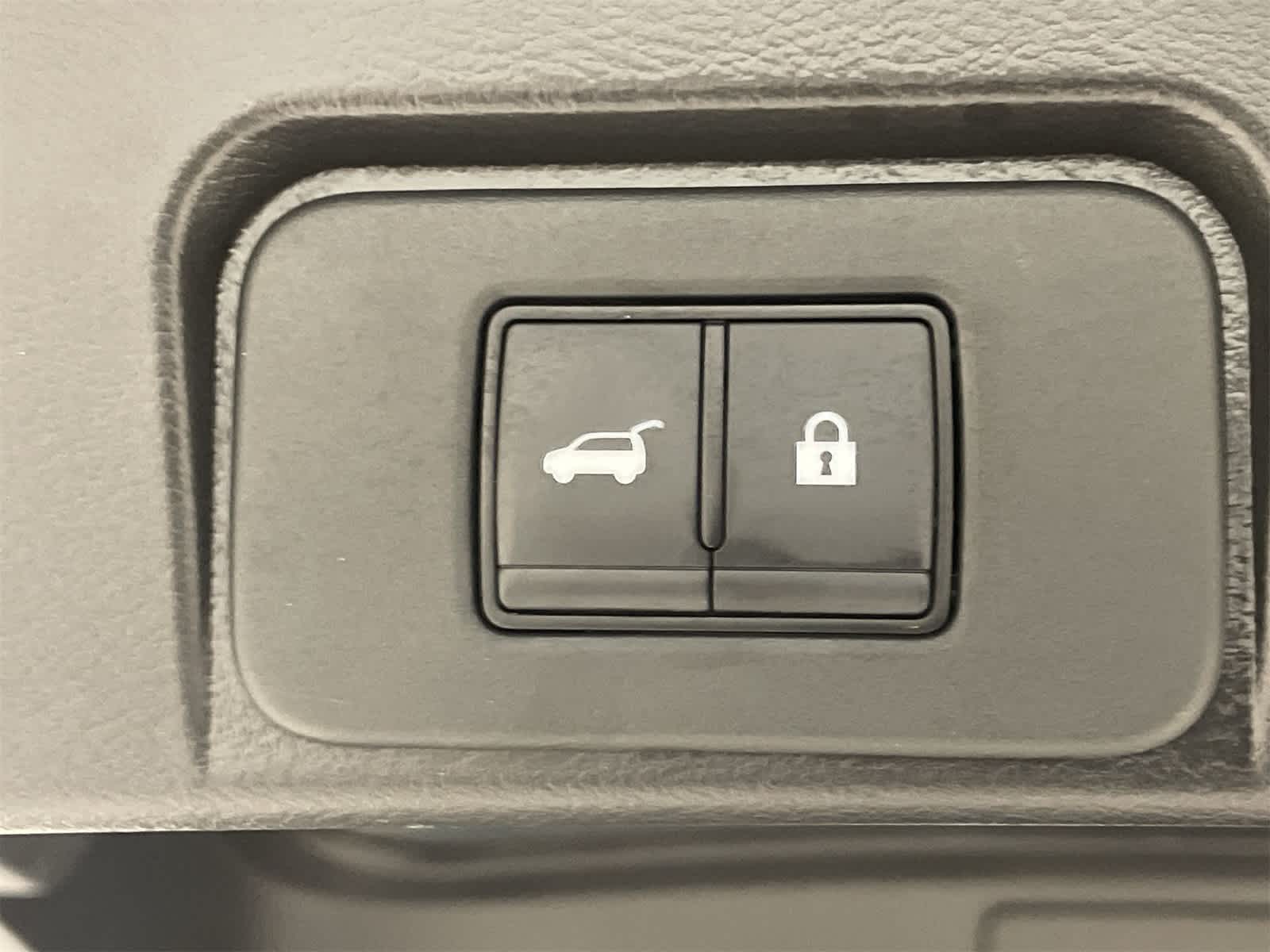 Thumbnail: 2023 Nissan Rogue - 25