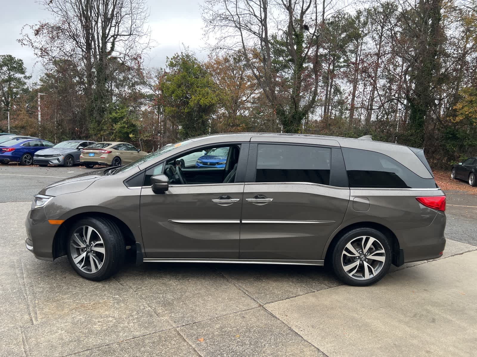 Thumbnail: 2023 Honda Odyssey - 6