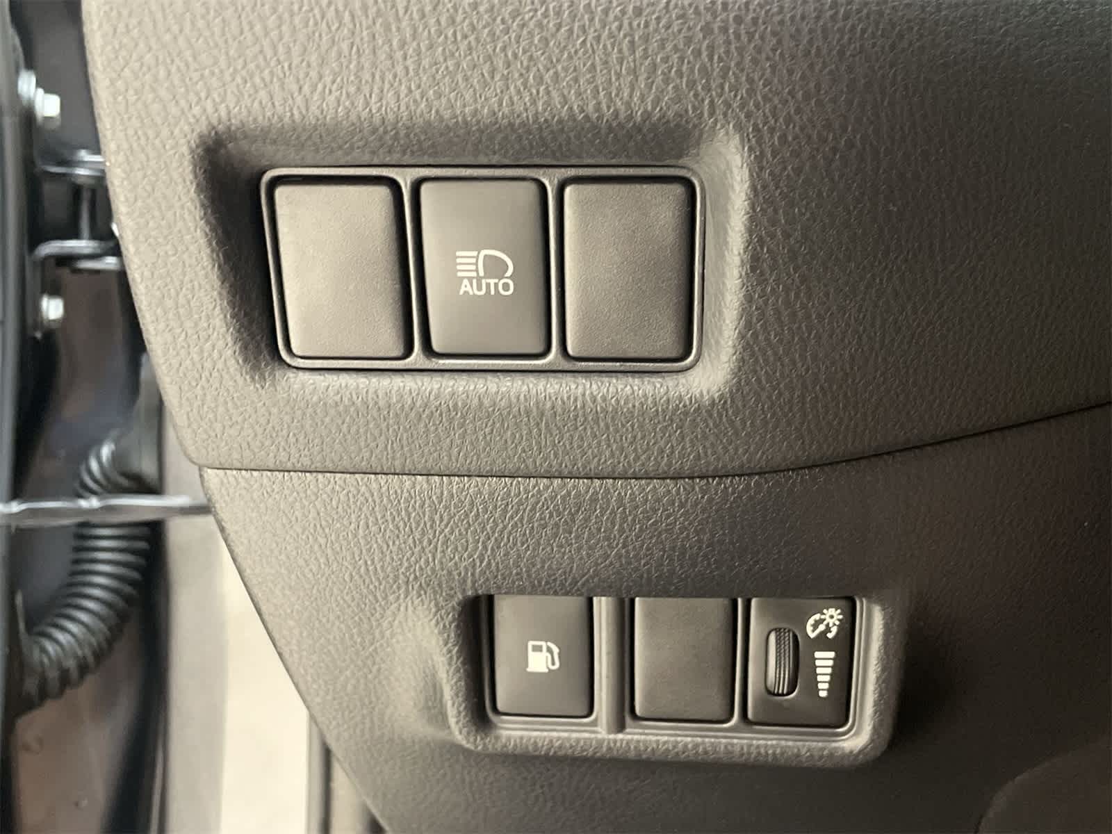 Thumbnail: 2021 Toyota C-HR - 30