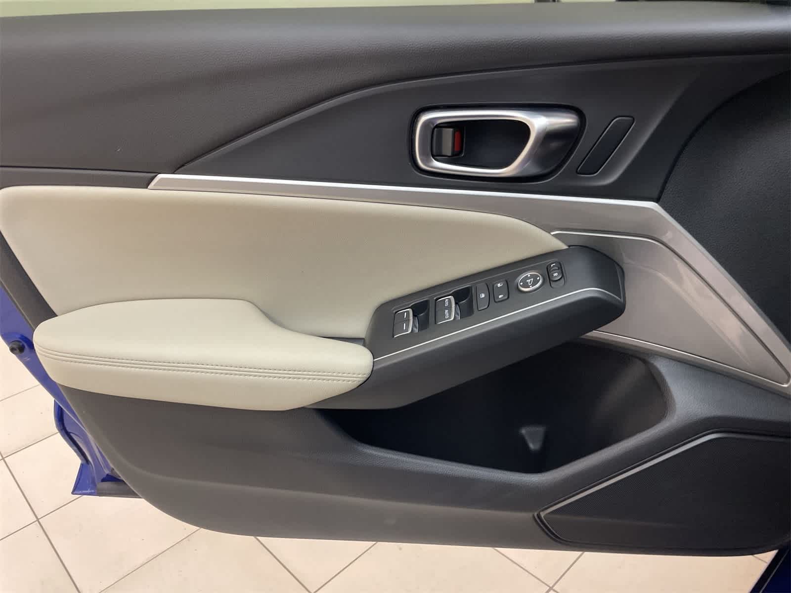 Thumbnail: 2023 Acura Integra - 16