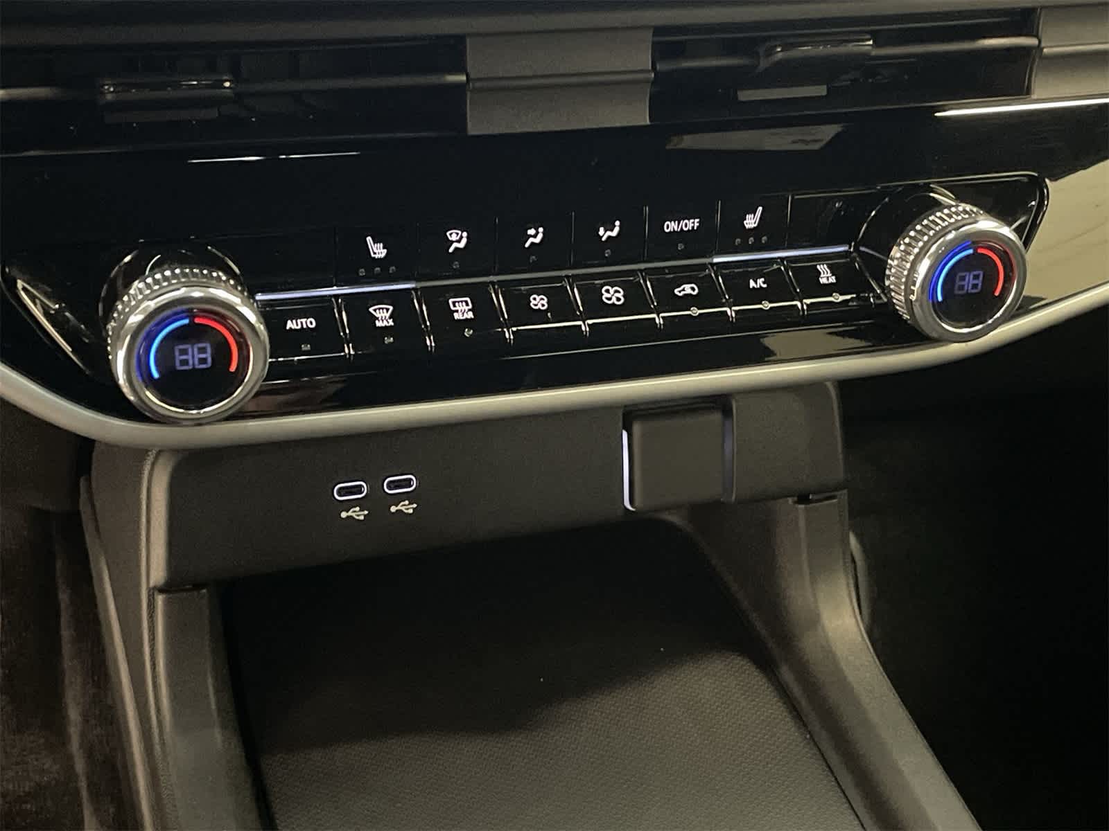 Thumbnail: 2025 Honda Prologue - 31