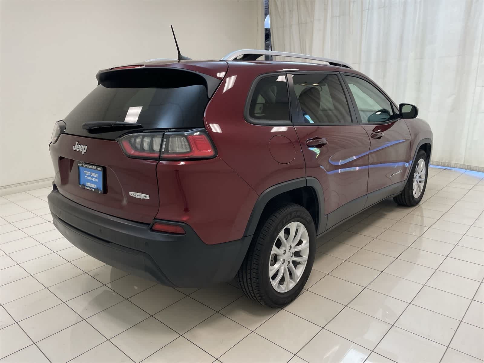 Thumbnail: 2020 Jeep Cherokee - 24