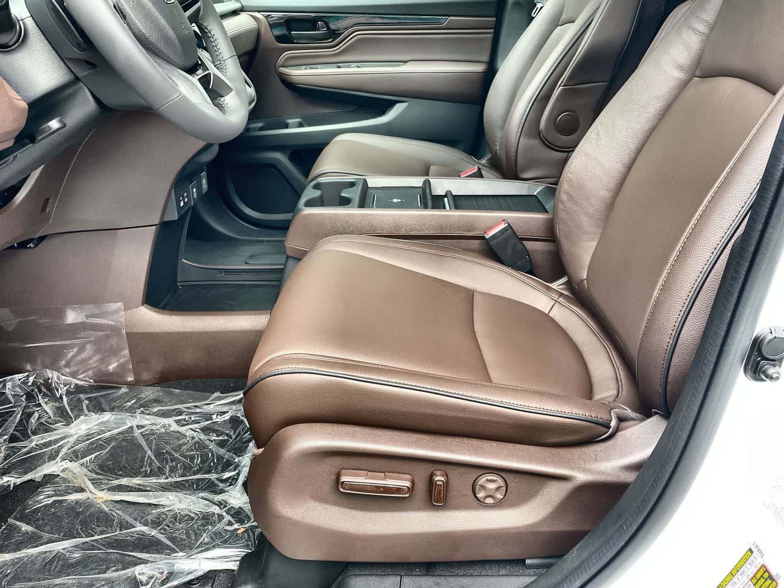 Thumbnail: 2026 Honda Odyssey - 12