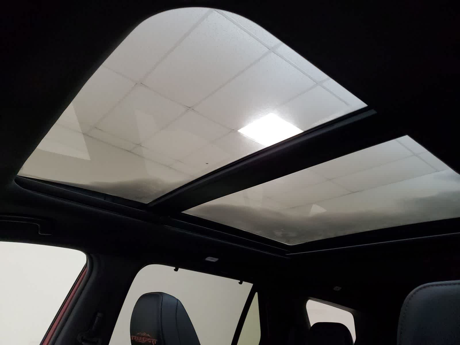 Thumbnail: 2023 Honda Pilot - 3