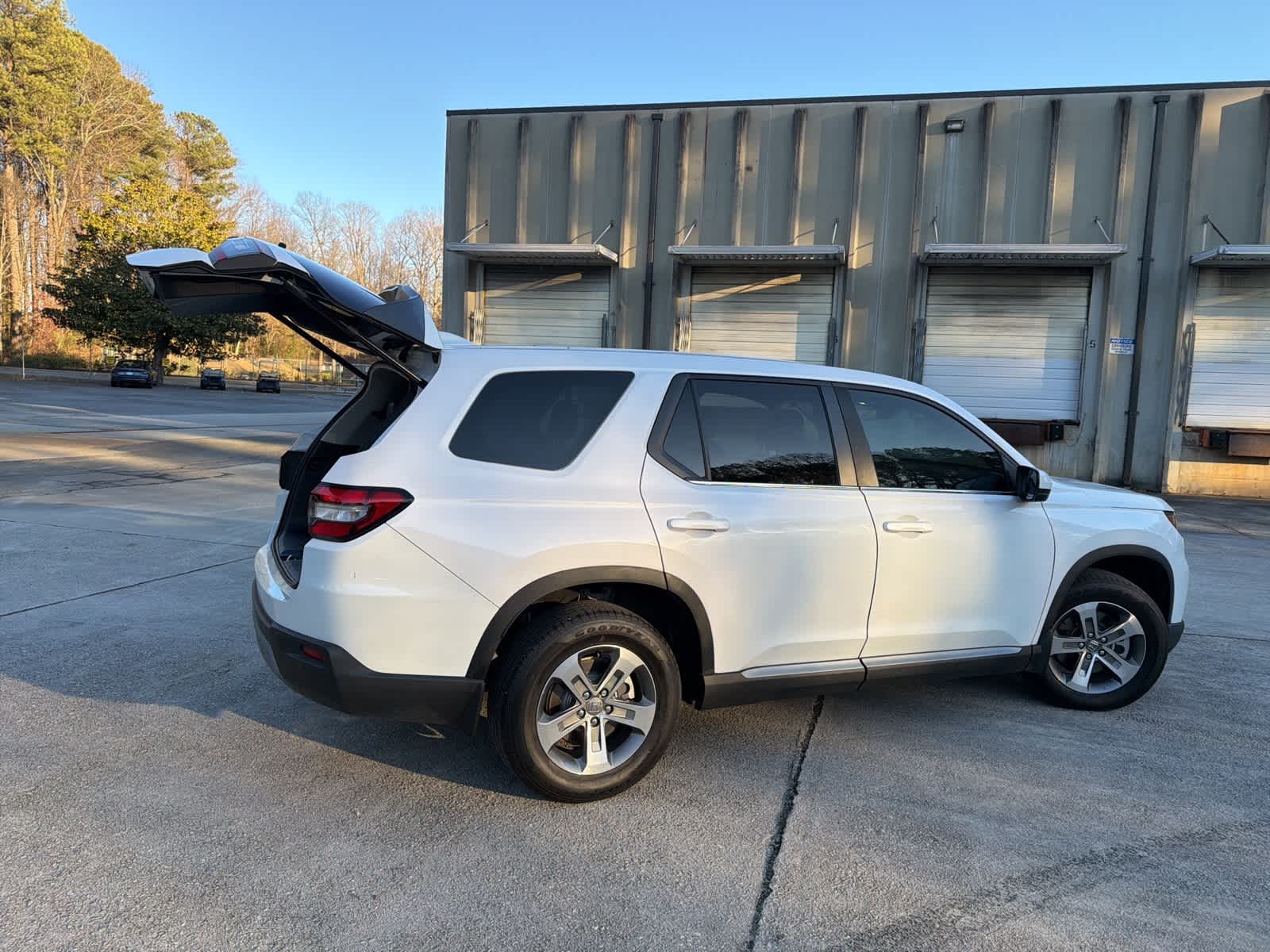 Thumbnail: 2024 Honda Pilot - 11