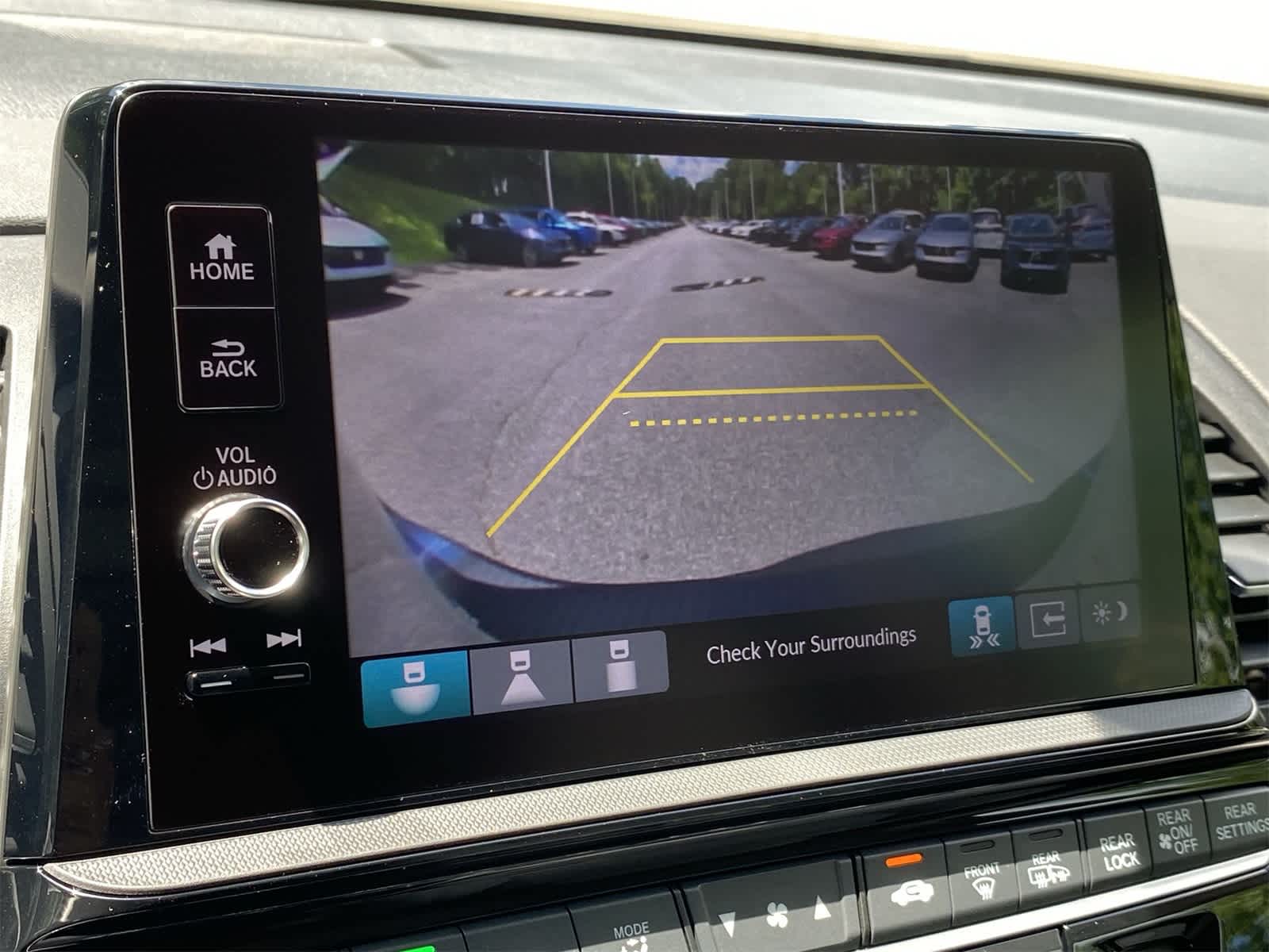 Thumbnail: 2026 Honda Odyssey - 15