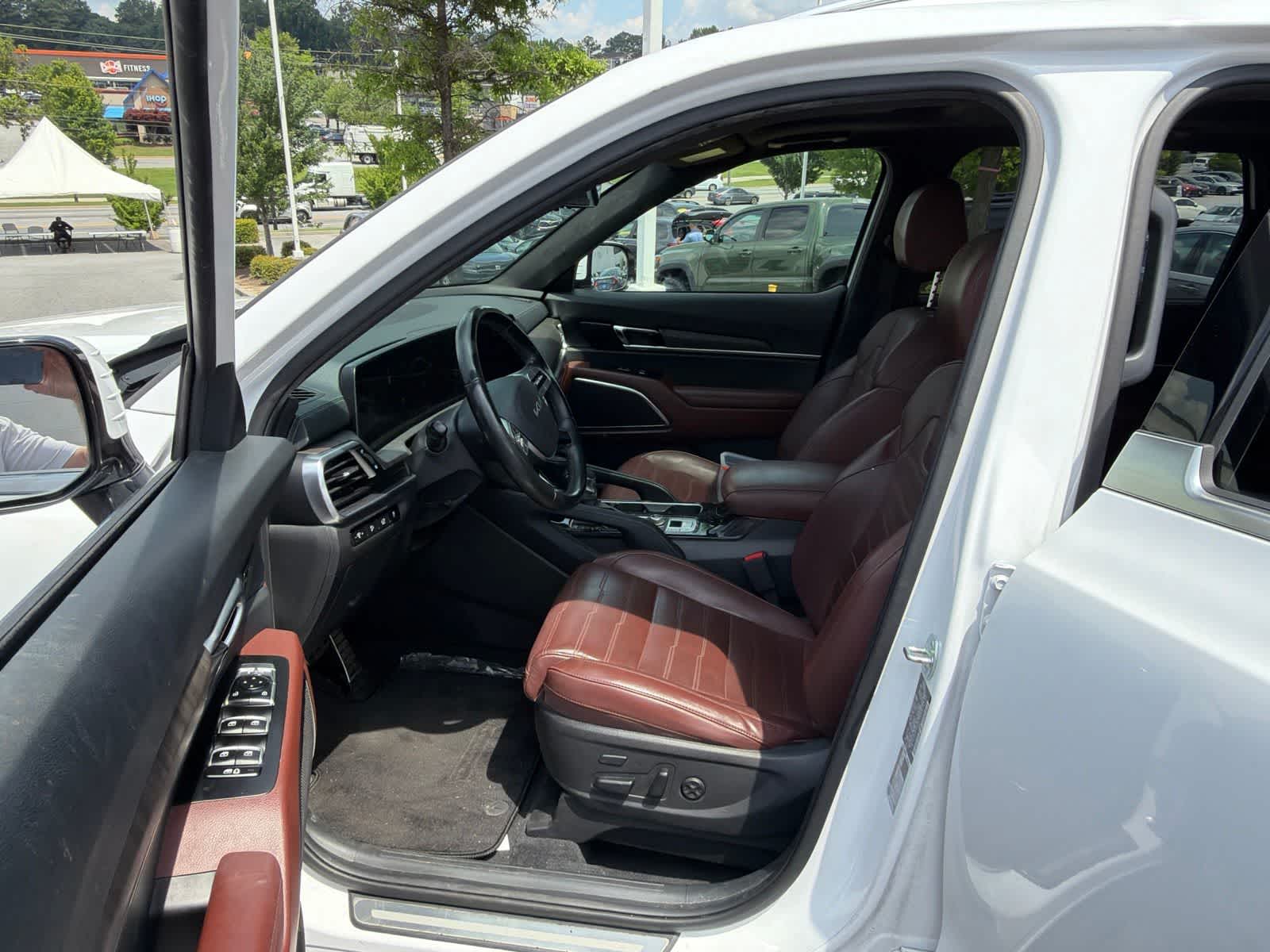 Thumbnail: 2024 Kia Telluride - 16