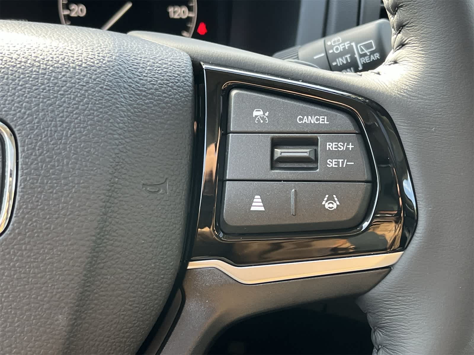 Thumbnail: 2026 Honda Odyssey - 23