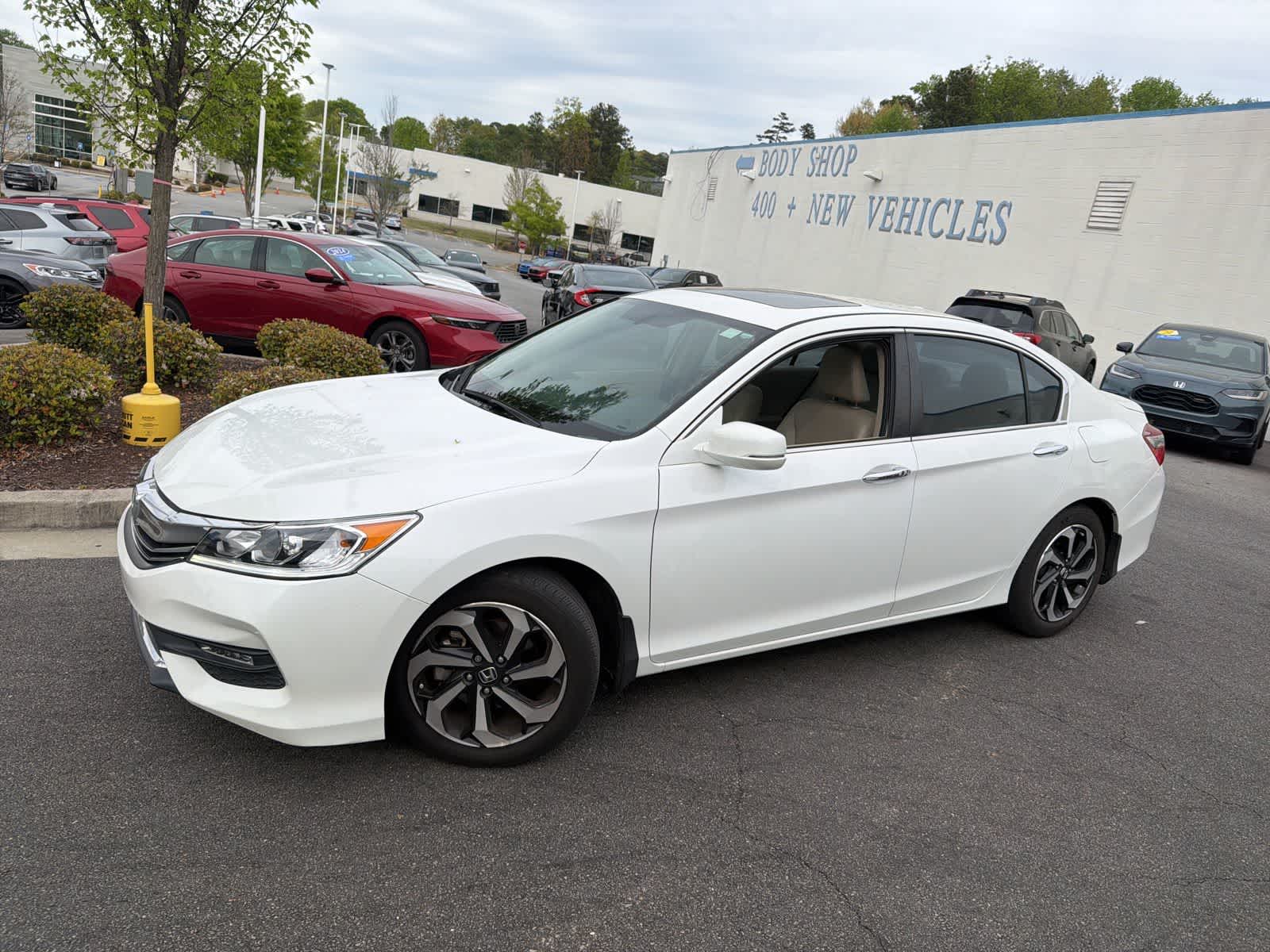 Thumbnail: 2016 Honda Accord - 4