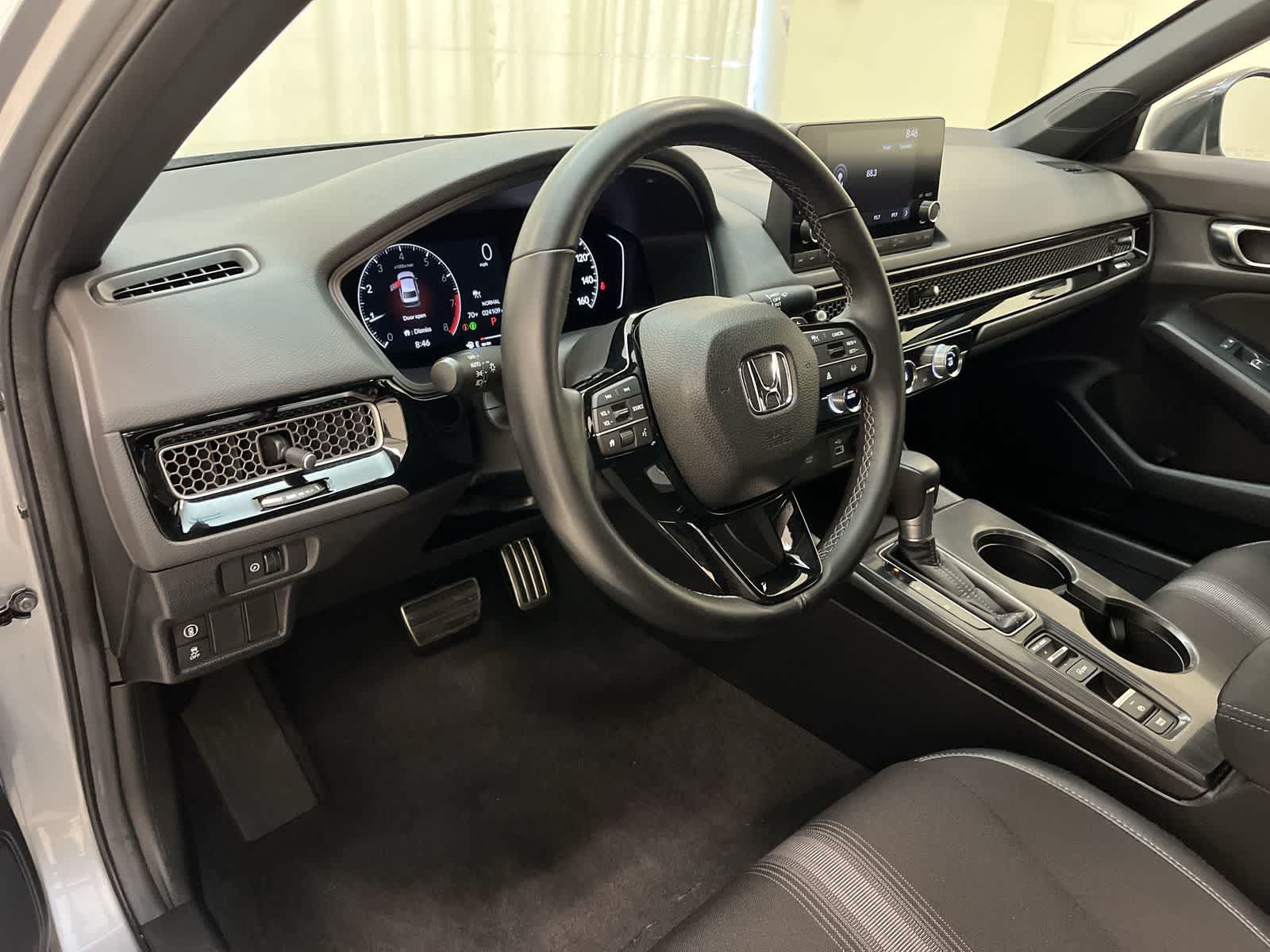 Thumbnail: 2024 Honda Civic - 2